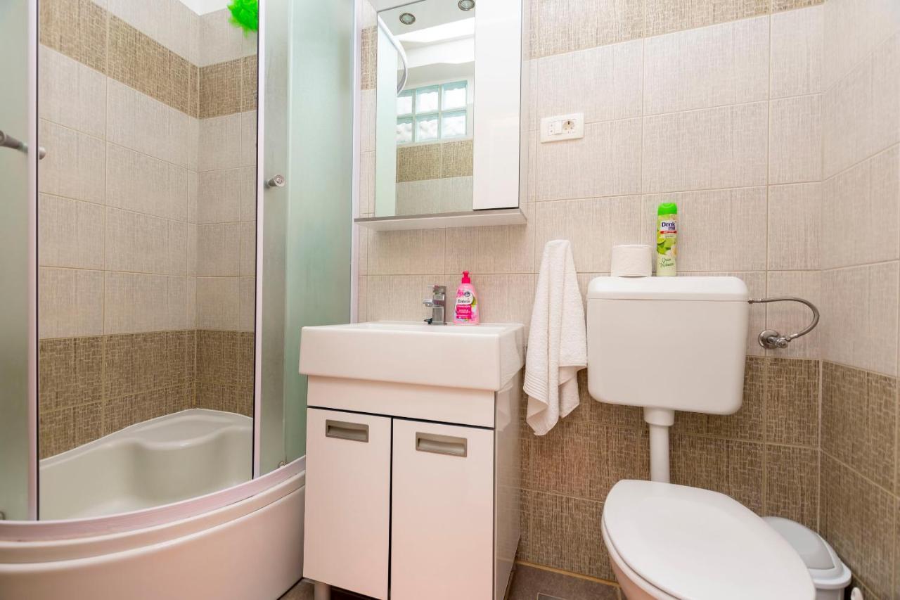 Apartments Djani มีมิตเซ ภายนอก รูปภาพ