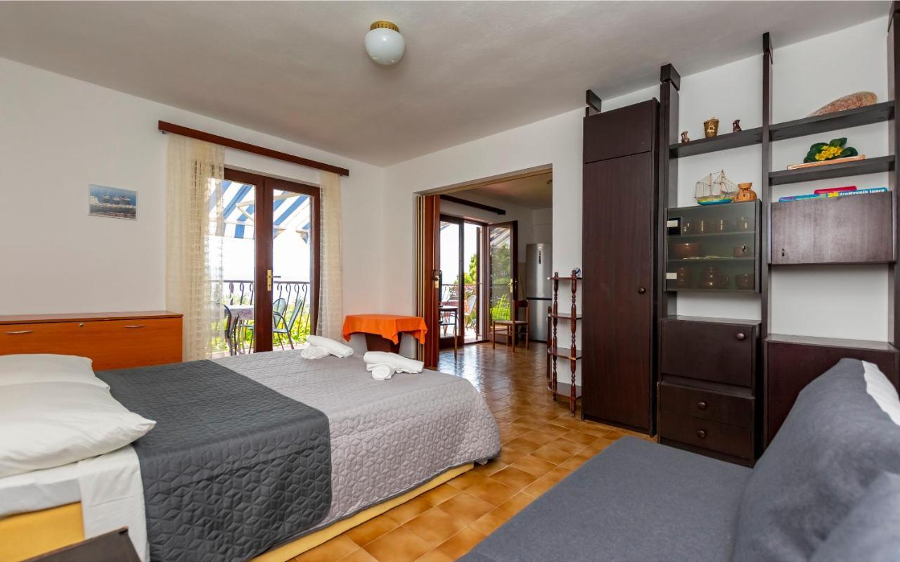 Apartments Djani มีมิตเซ ภายนอก รูปภาพ