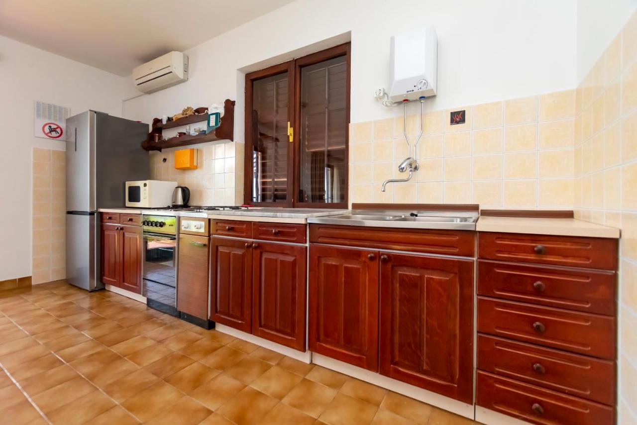 Apartments Djani มีมิตเซ ภายนอก รูปภาพ